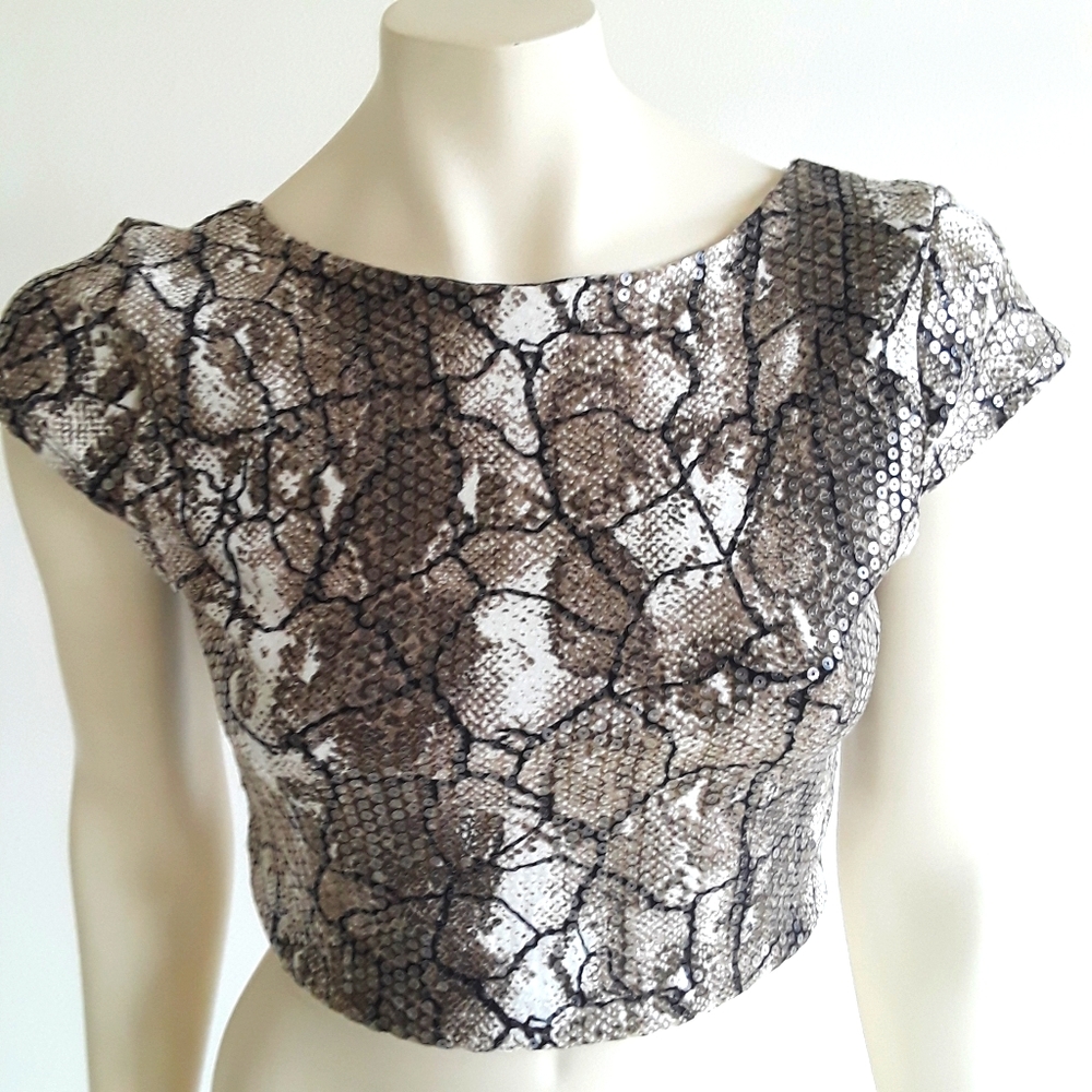Love J Snake Skin Effect Crop Top